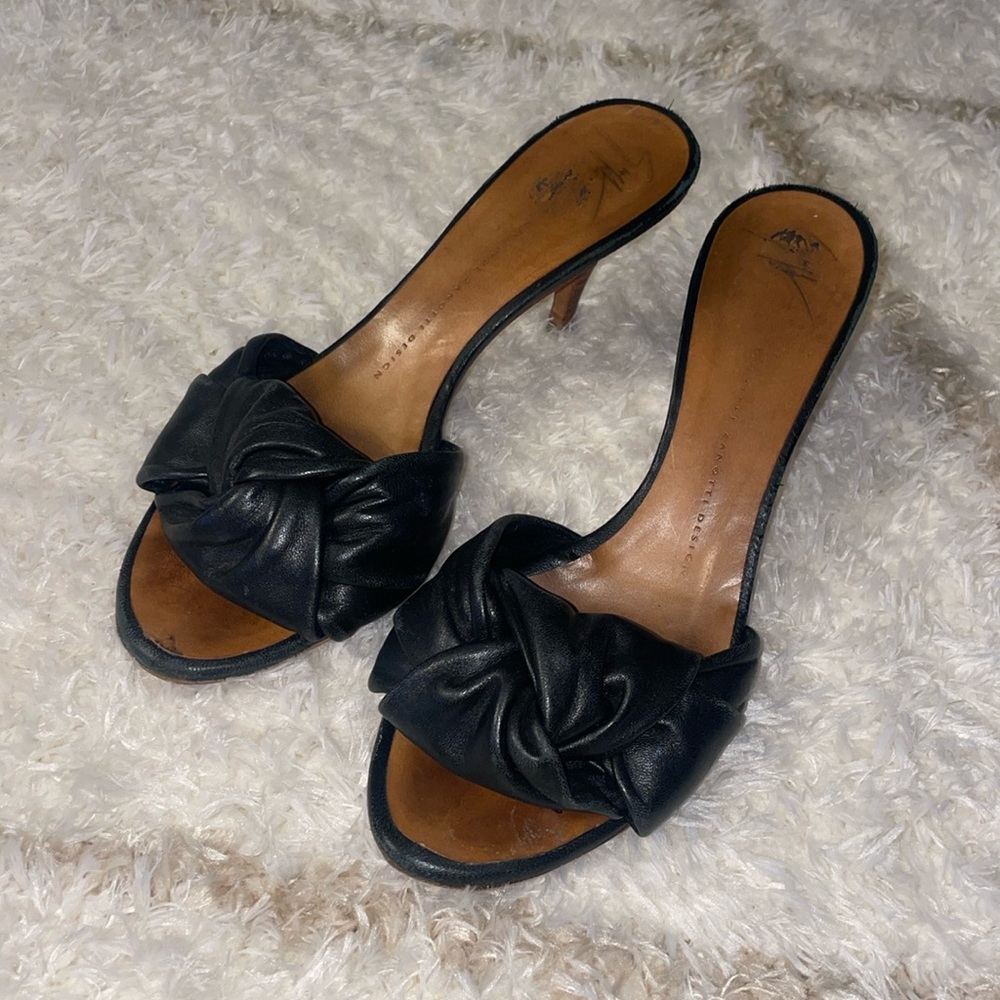 Giuseppe Zanotti Black Knotted Leather Slide Heels